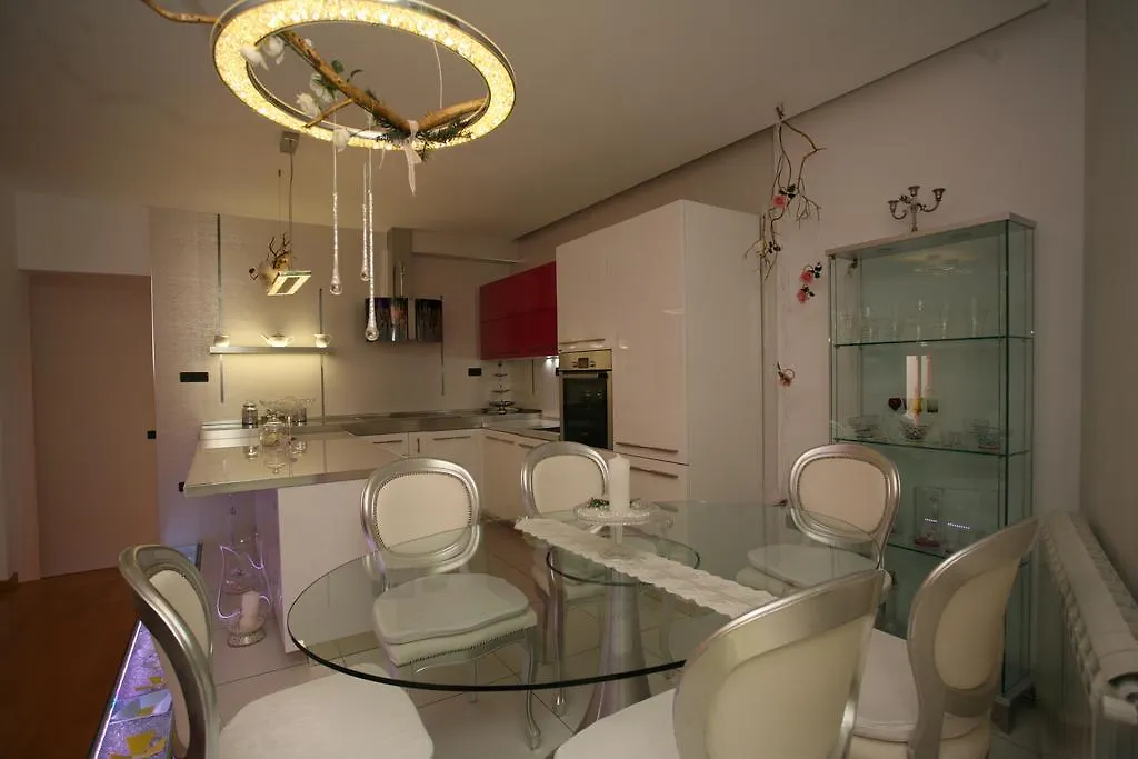 Domus Apartments 特罗吉尔 克罗地亚